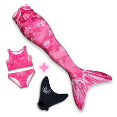 Vrolijke roze zeemeerminstaart Yuna met bijpassend zwemsetje, perfect voor een eerste kennismaking met zeemeerminzwemmen.